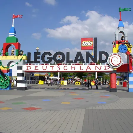 Geraeumige 2-zimmer-ferienwohnung Bei Ulm & Legoland Apartment